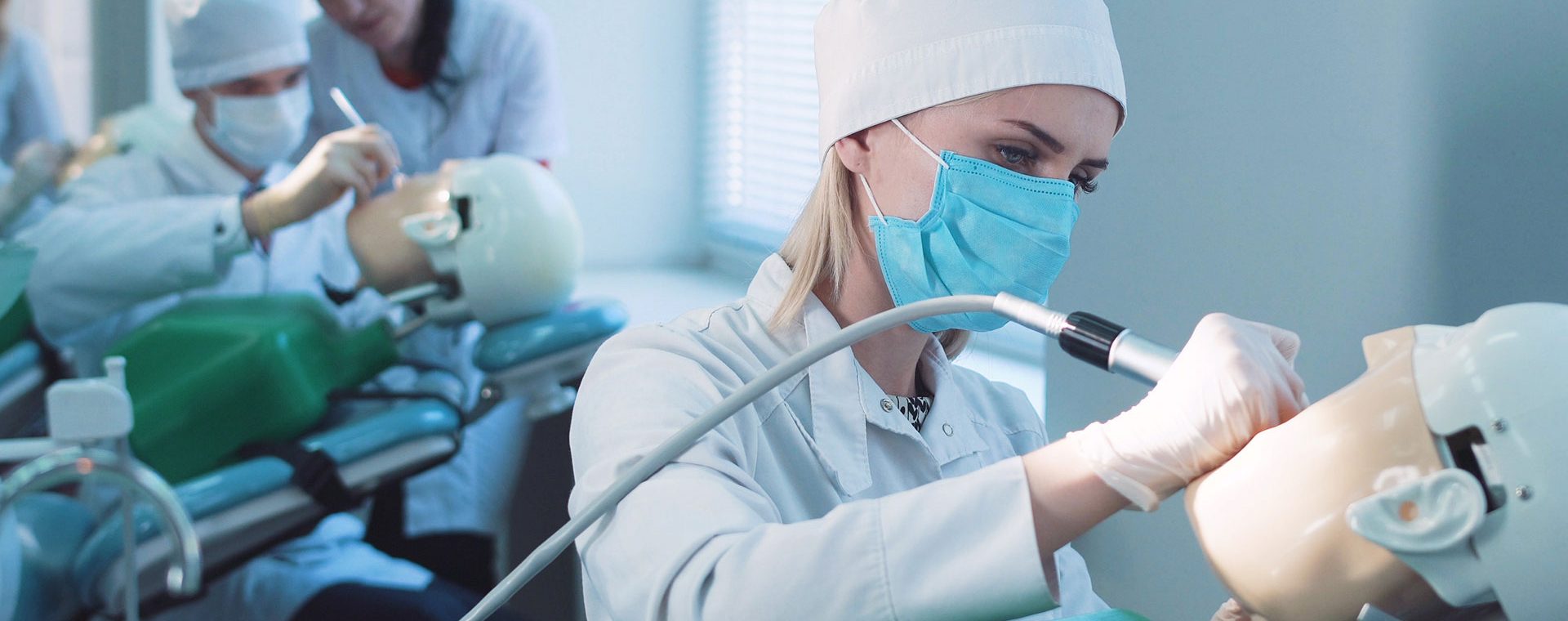 tooth-pen-writing-about-dentistry-and-oral-health